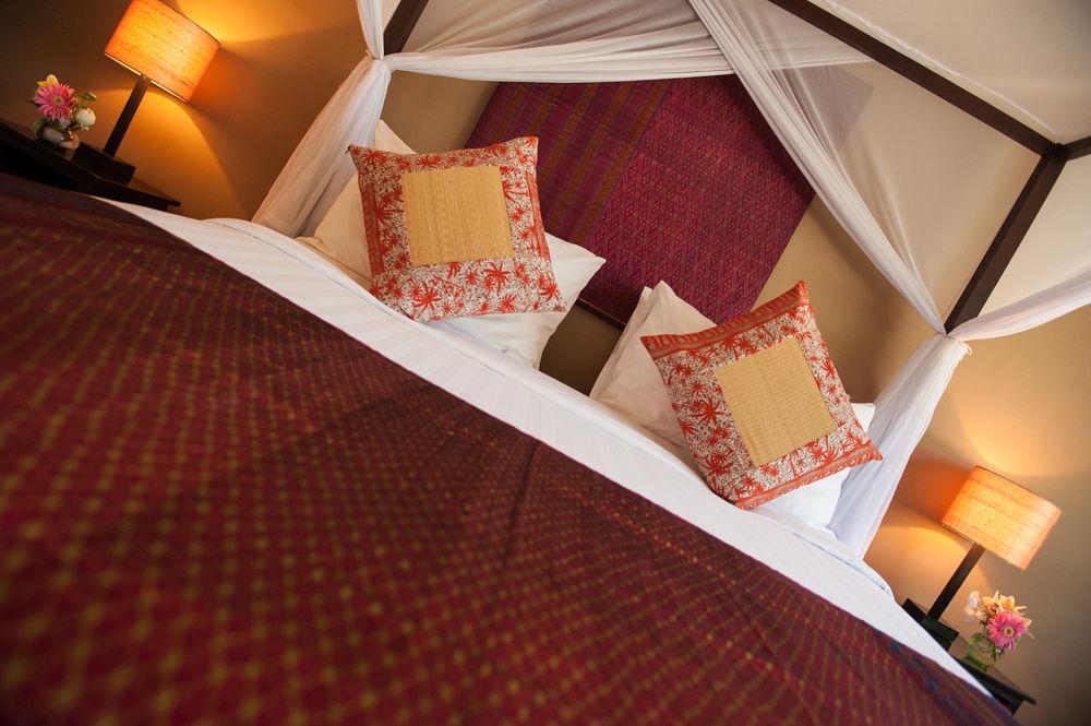 The Willow Boutique Hotel Phnom Penh Exterior foto