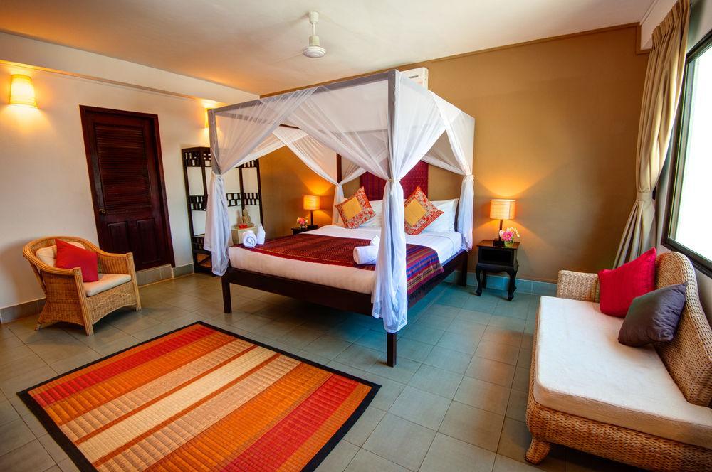 The Willow Boutique Hotel Phnom Penh Exterior foto